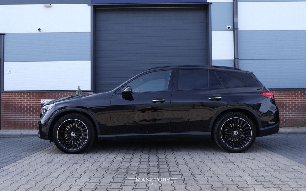 Mercedes-Benz GLC-klasse 300 4MATIC AMG Line, Auto's, Mercedes-Benz, Automaat, Gebruikt, 4 cilinders, 259 pk