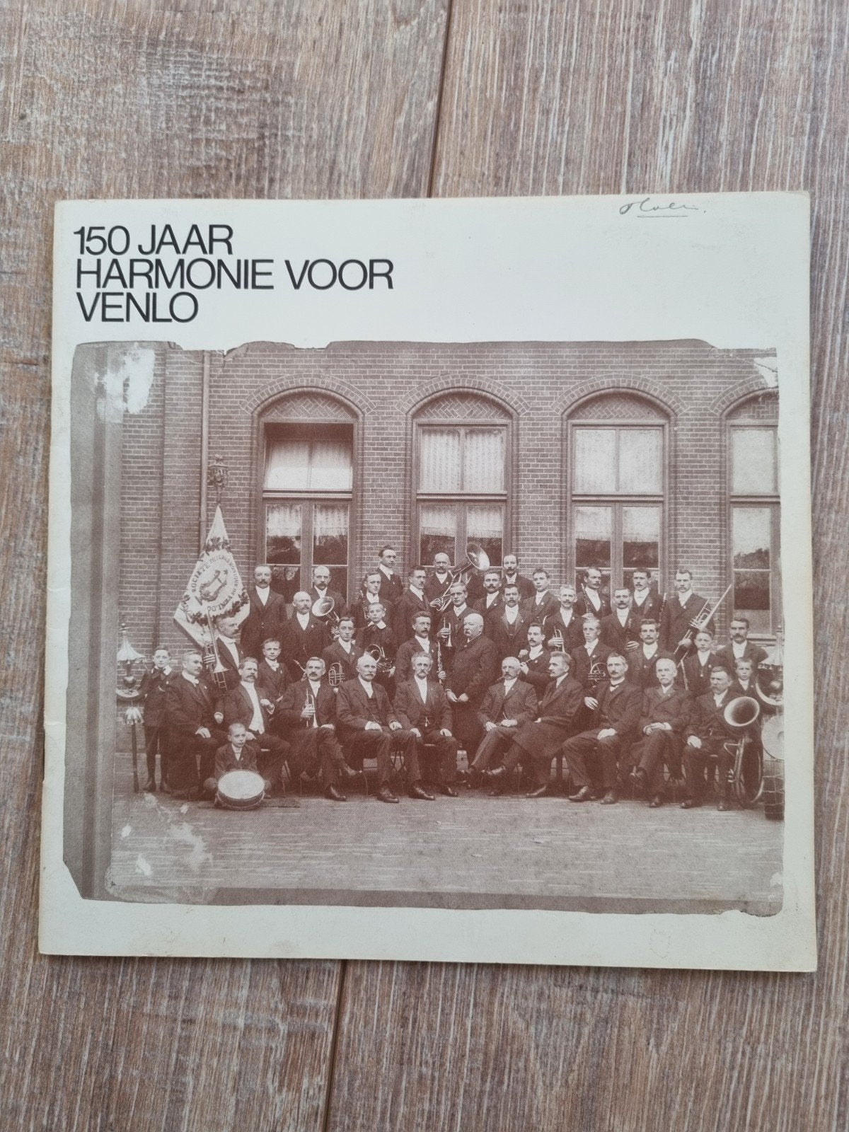 Boek Venlo: 150 jaar harmonie voor Venlo, Ophalen of Verzenden