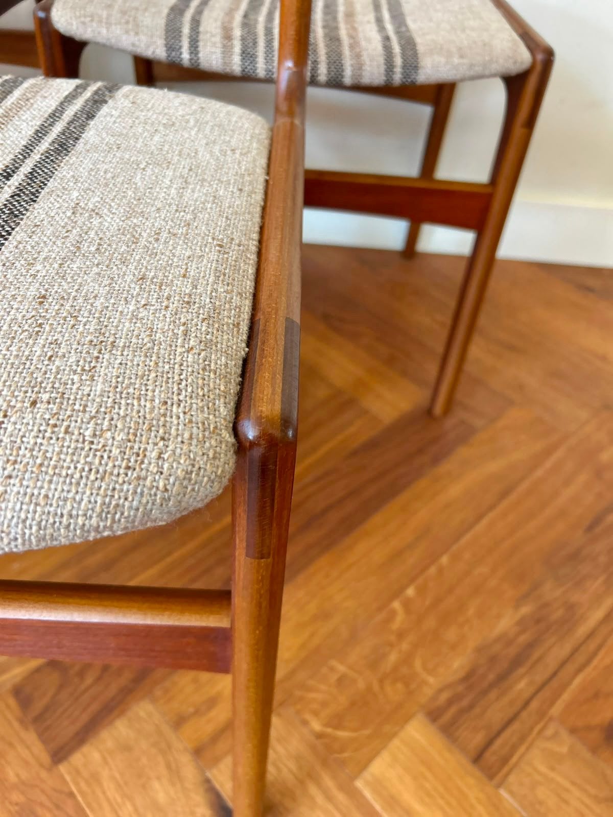 Set 4 vintage stoelen Erik Buch Deens jaren 50/60/70, Huis en Inrichting, Stoelen, Ophalen, Gebruikt, Overige kleuren, Vintage