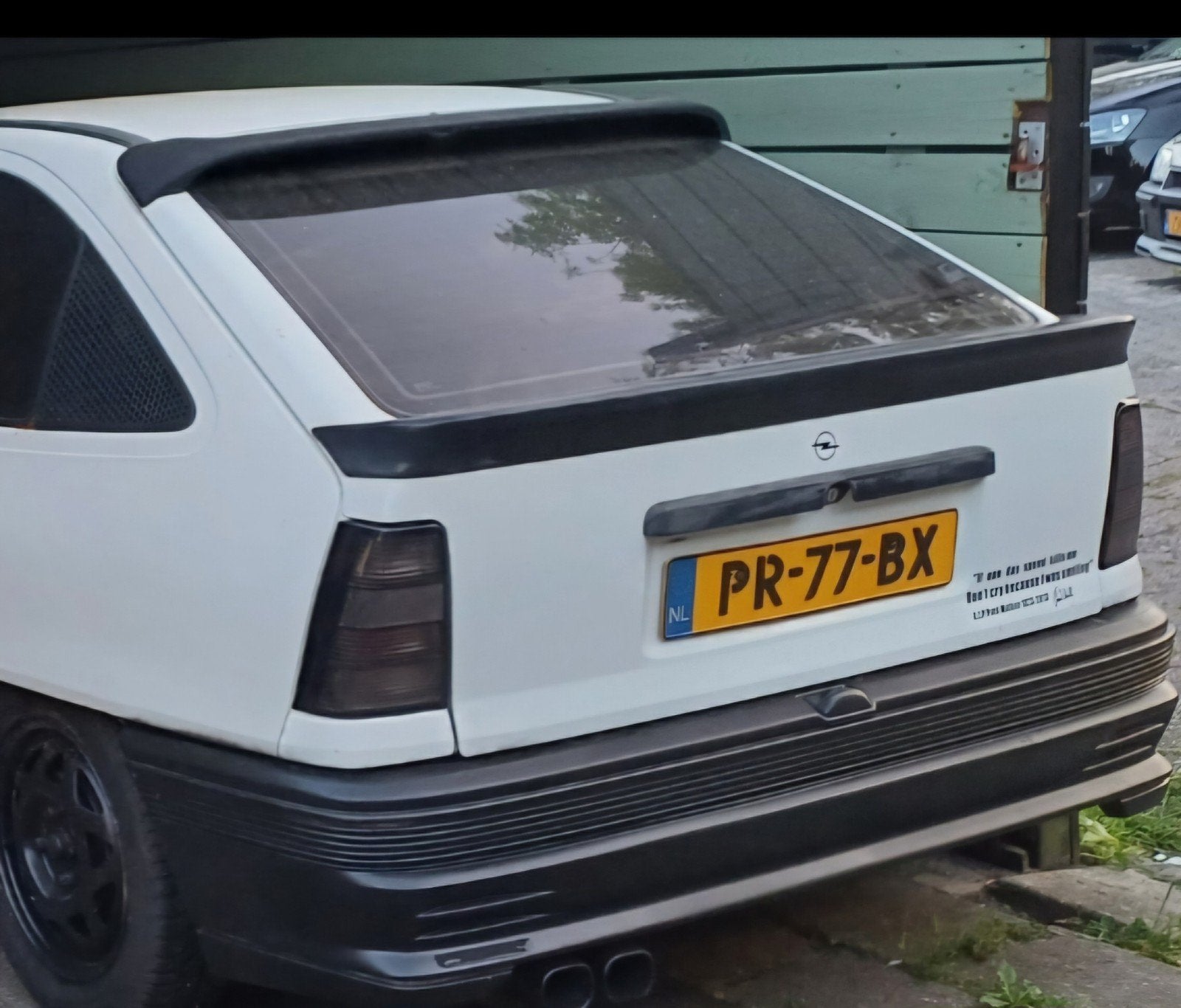 Kadett achterklep + dubbele spoiler, Ophalen, Opel, Achterklep