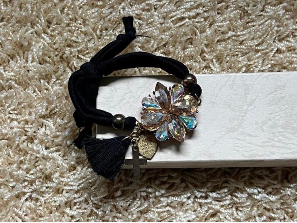 Handmade armband bloem strass zwart, Overige materialen, Zwart, Nieuw, Ophalen of Verzenden