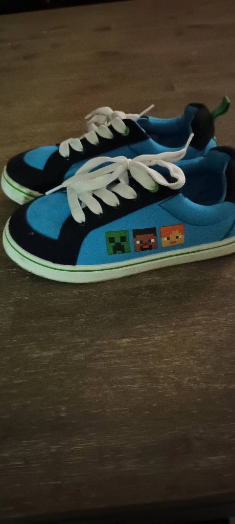 Kinder schoentjes maat 32, Kinderen en Baby's, Kinderkleding | Schoenen en Sokken, Ophalen, Jongen of Meisje, Zo goed als nieuw