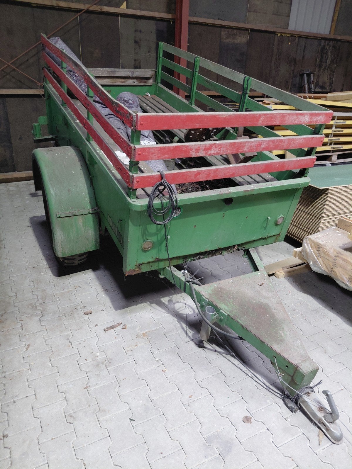 Leger aanhanger, Zakelijke goederen, Ophalen, Transport