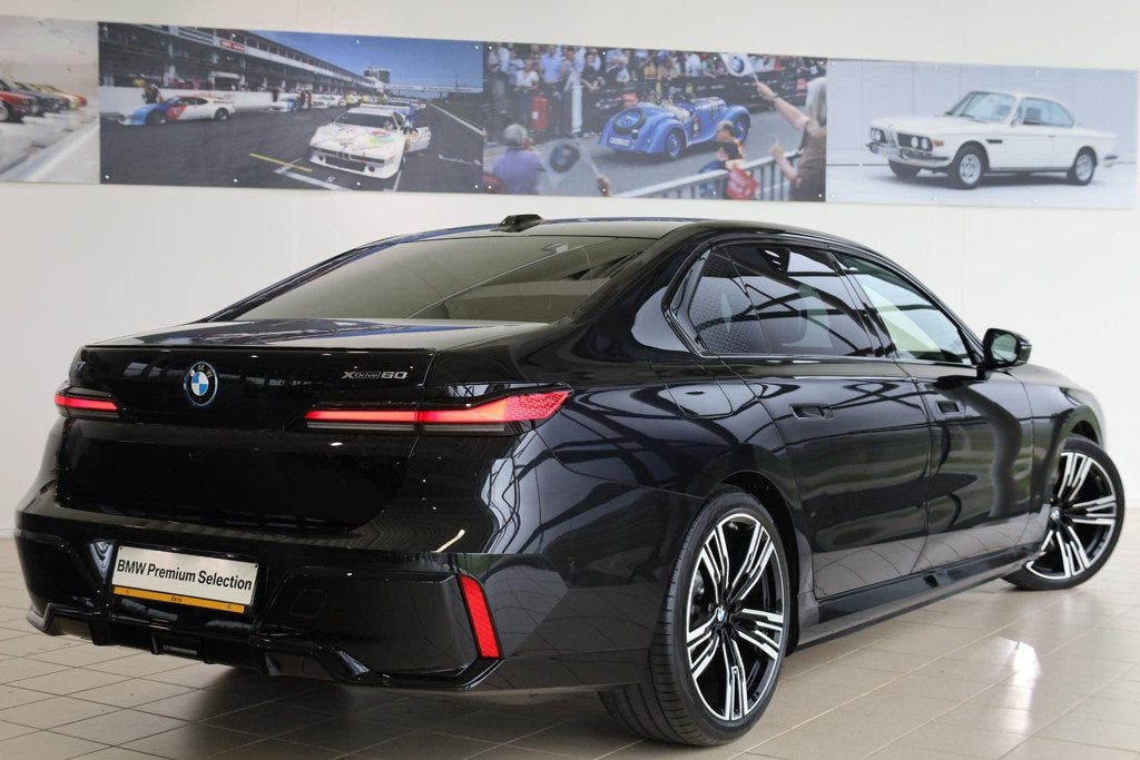 BMW i7 xDrive60 | M Sportpakket Pro | Massagestoelen | Sky L, Auto's, BMW, Automaat, 624 km, Zwart, Vierwielaandrijving