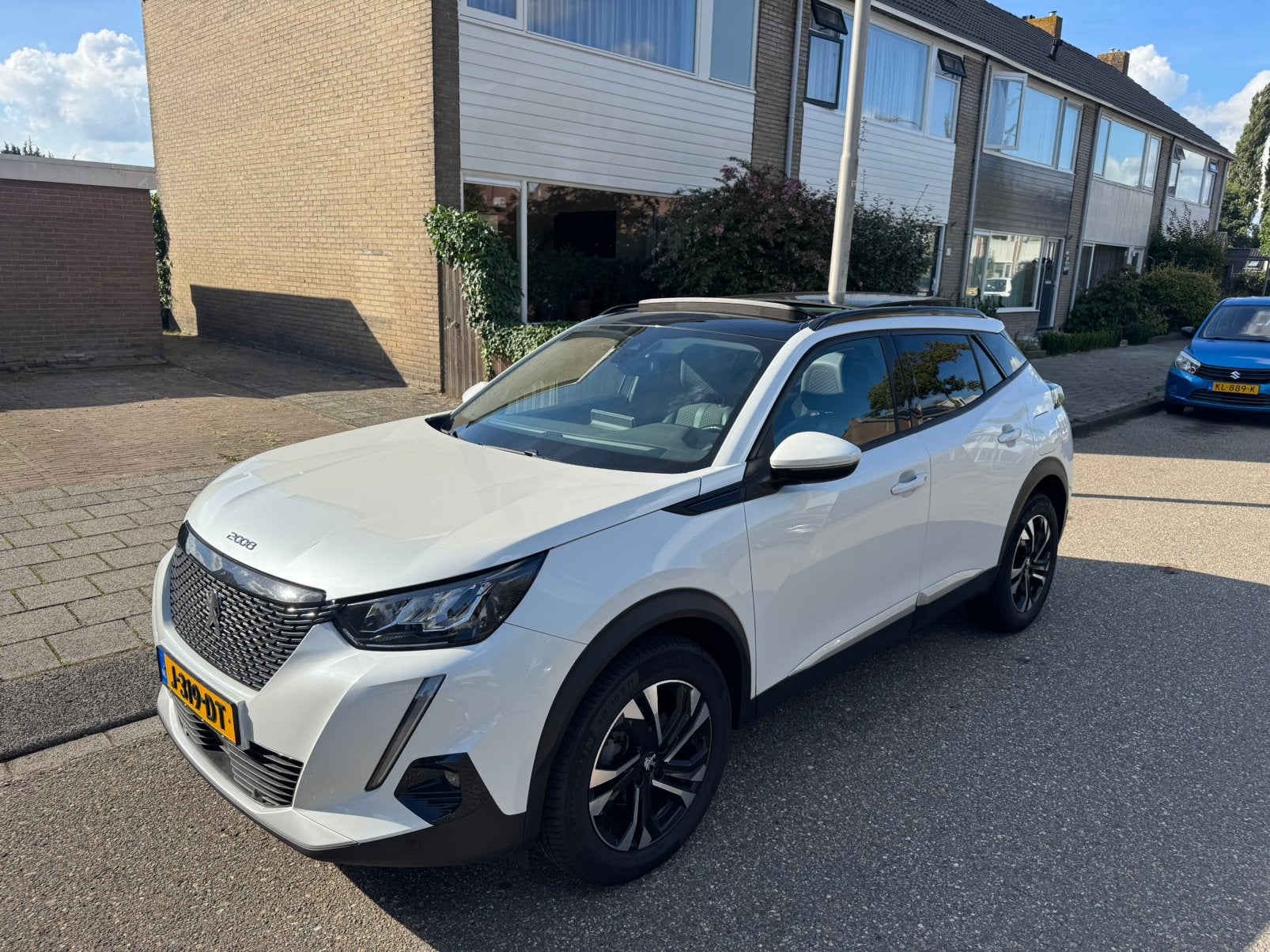 Peugeot 2008 1.2 Pano Distribuitieriem vervangen, Auto's, 1199 cc, 100 pk, Wit, Origineel Nederlands