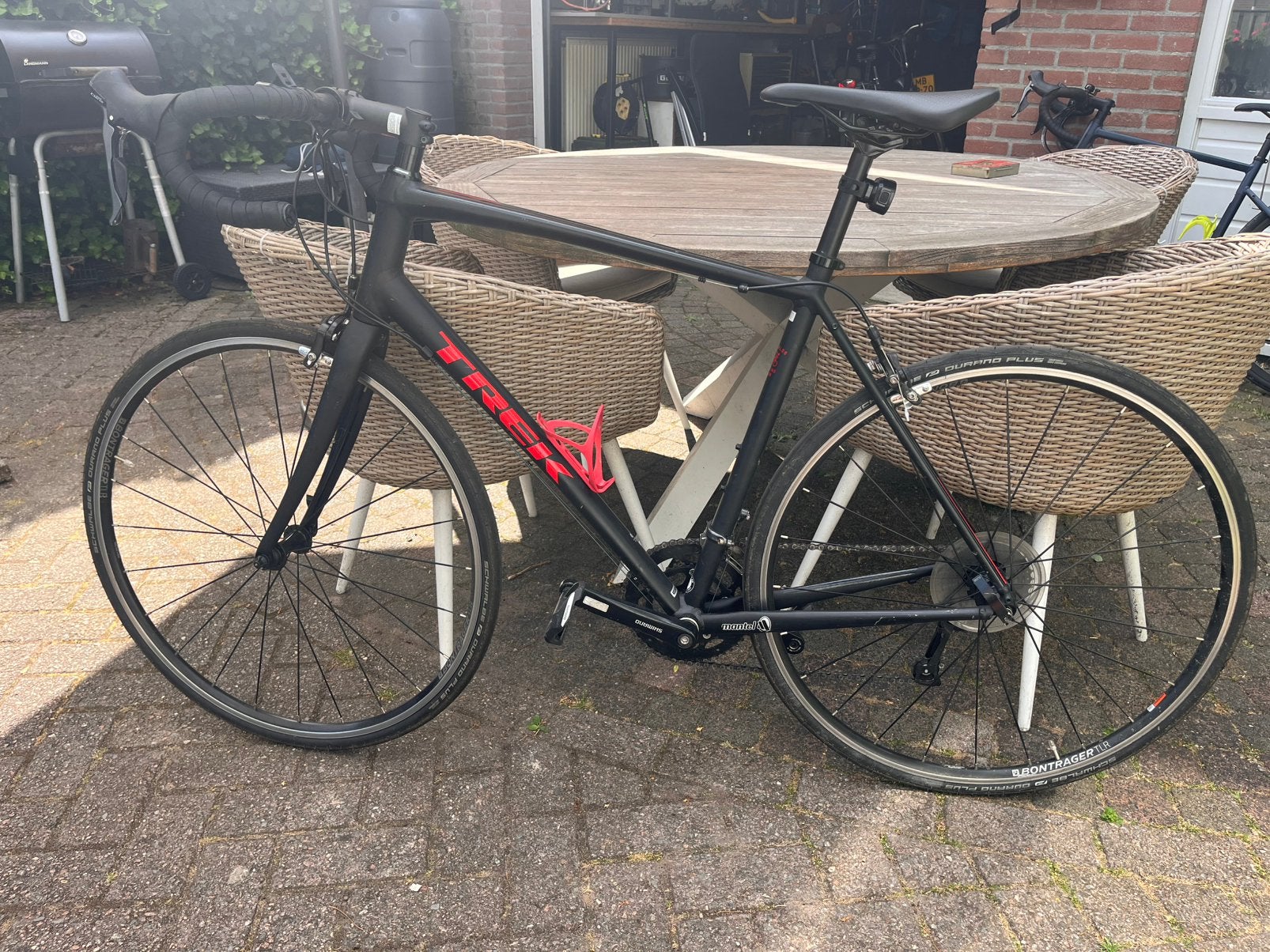 Racefiets TREK frame 58. Matzwarte uitvoering., 28 inch, Velgrem, Zo goed als nieuw, 15 tot 20 versnellingen
