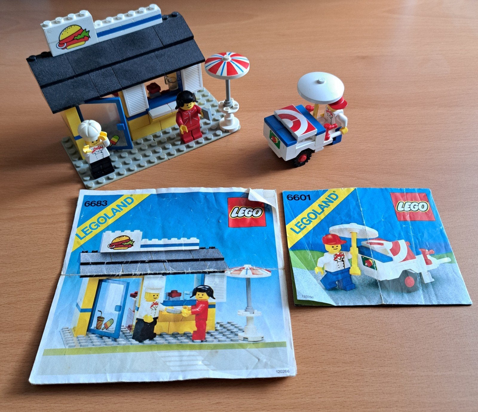 Vintage LEGO 6683 Hamburgertent & 6601 IJscokar Legoland '80, Gebruikt, Lego, Ophalen of Verzenden, LEGOLAND