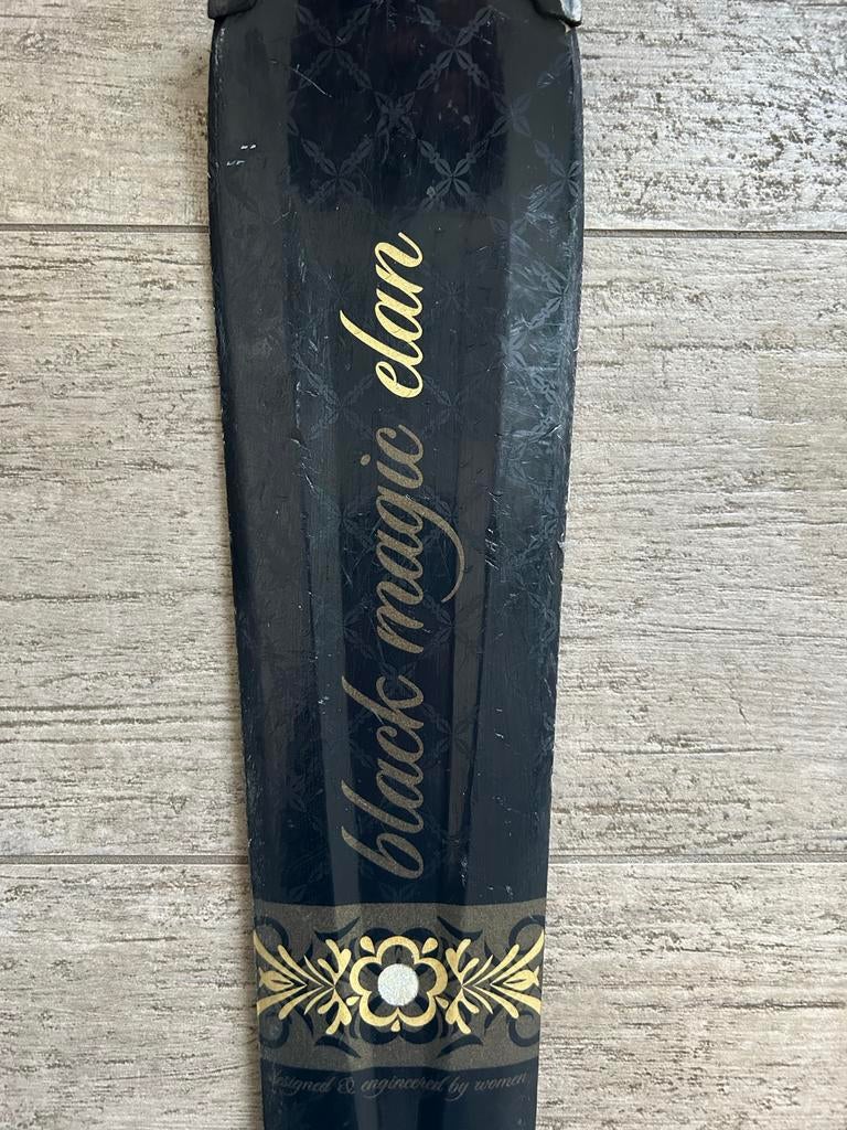 Elan Black Magic Ski's - 146cm, 140 tot 160 cm, Gebruikt, Carve, Skiën