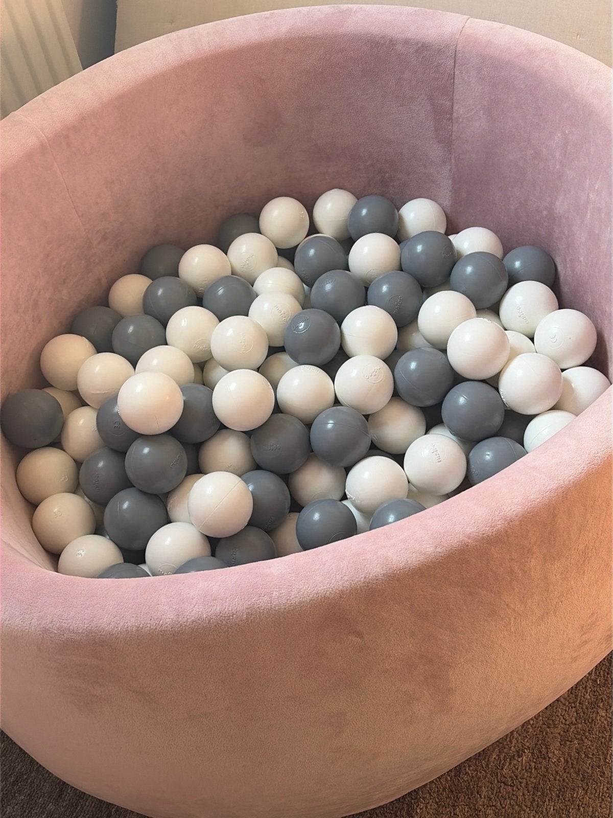 Roze ballenbak met ballen van Misioo, Ophalen, Zo goed als nieuw, Meisje