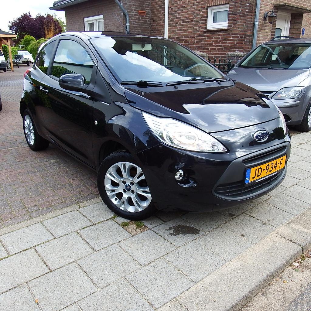 Ford Ka 1.2 51KW 2010 Zwart Airco Gr beurt Nieuwe APK !!!, Auto's, Ford, Voorwielaandrijving, Stof, 4 cilinders, Ka