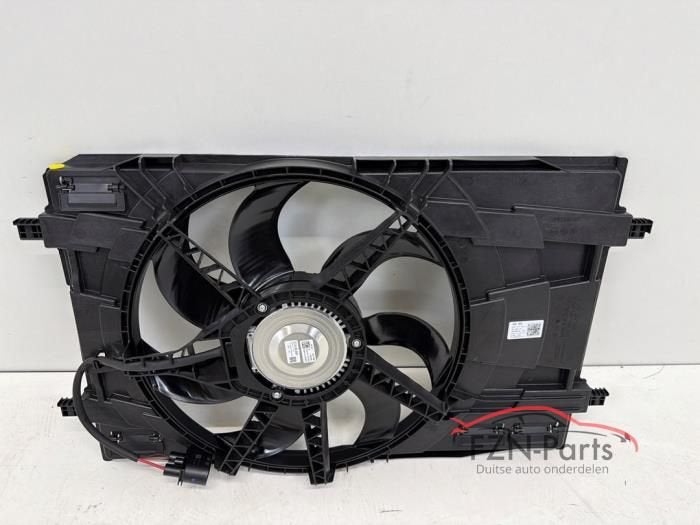 VW Golf 8 Ventilator Enkelfan + Koelluchtventilator + Behuiz, Ophalen of Verzenden, Gebruikt