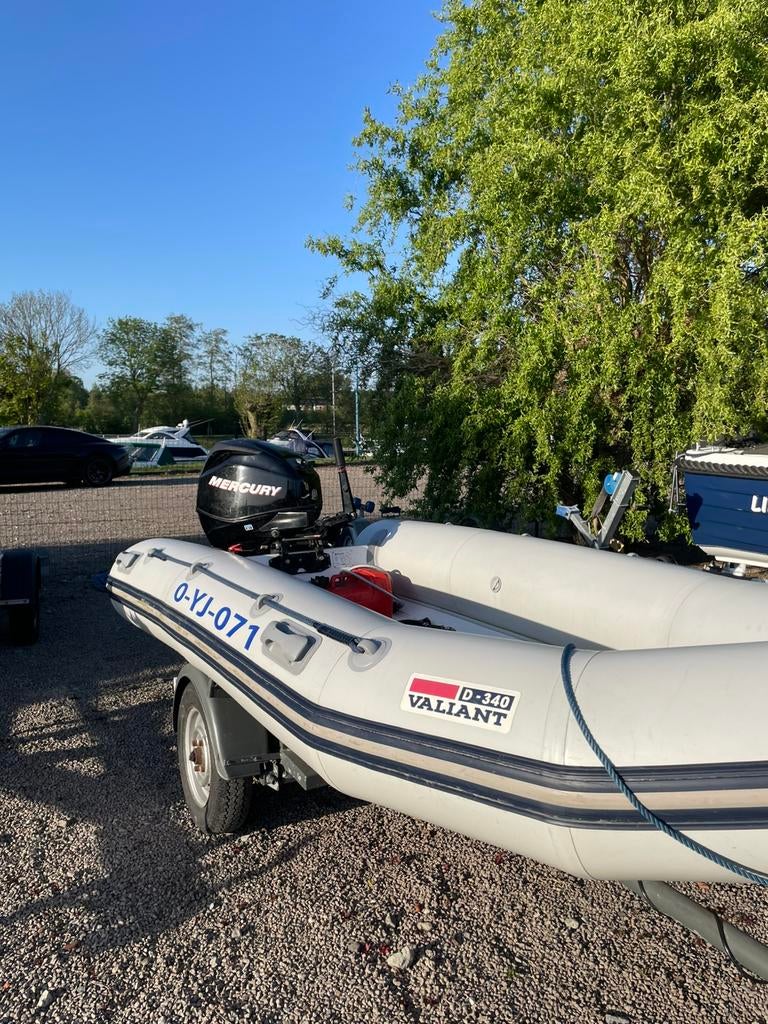 Valliant D-340 Rib, Watersport en Boten, Overige merken, Ophalen of Verzenden, Zo goed als nieuw, Benzine