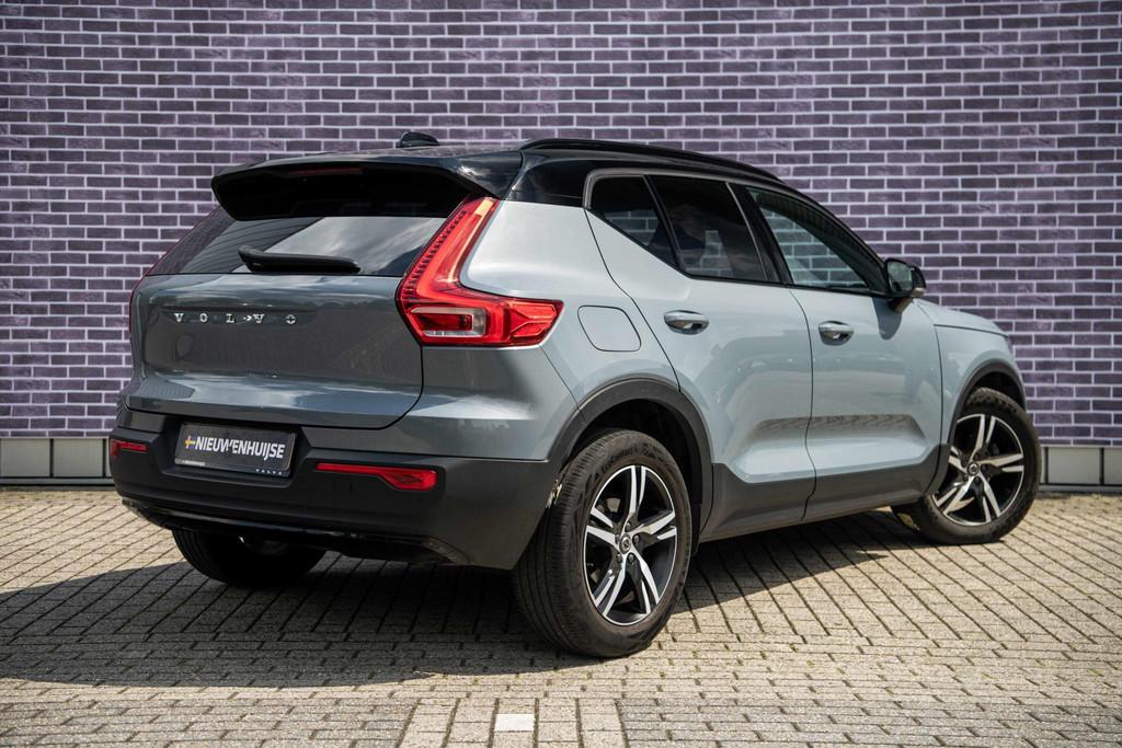 Volvo XC40 1.5 T3 R-Design | Panoramadak | Harman Kardon Aud, Auto's, Volvo, 12 maanden, Gebruikt, Euro 6, 163 pk