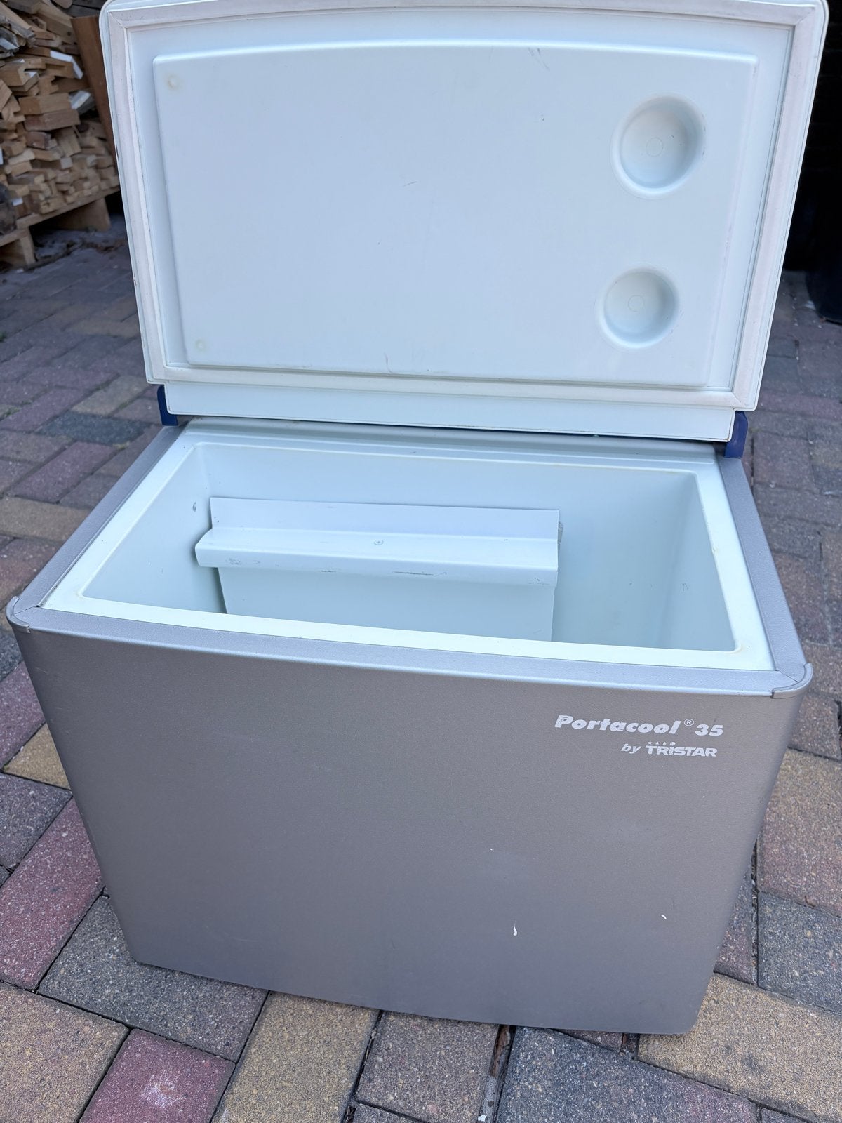 Koelbox 230V/12V - Ideaal voor onderweg en thuis, Ophalen of Verzenden, Gebruikt, Koelbox, Elektrisch