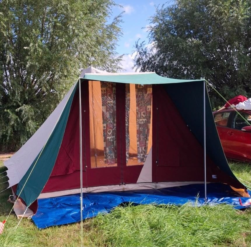 Schittende Hypercamp piramide tent Palamos, Caravans en Kamperen, Tenten, Ophalen, Gebruikt, Tot en met 4