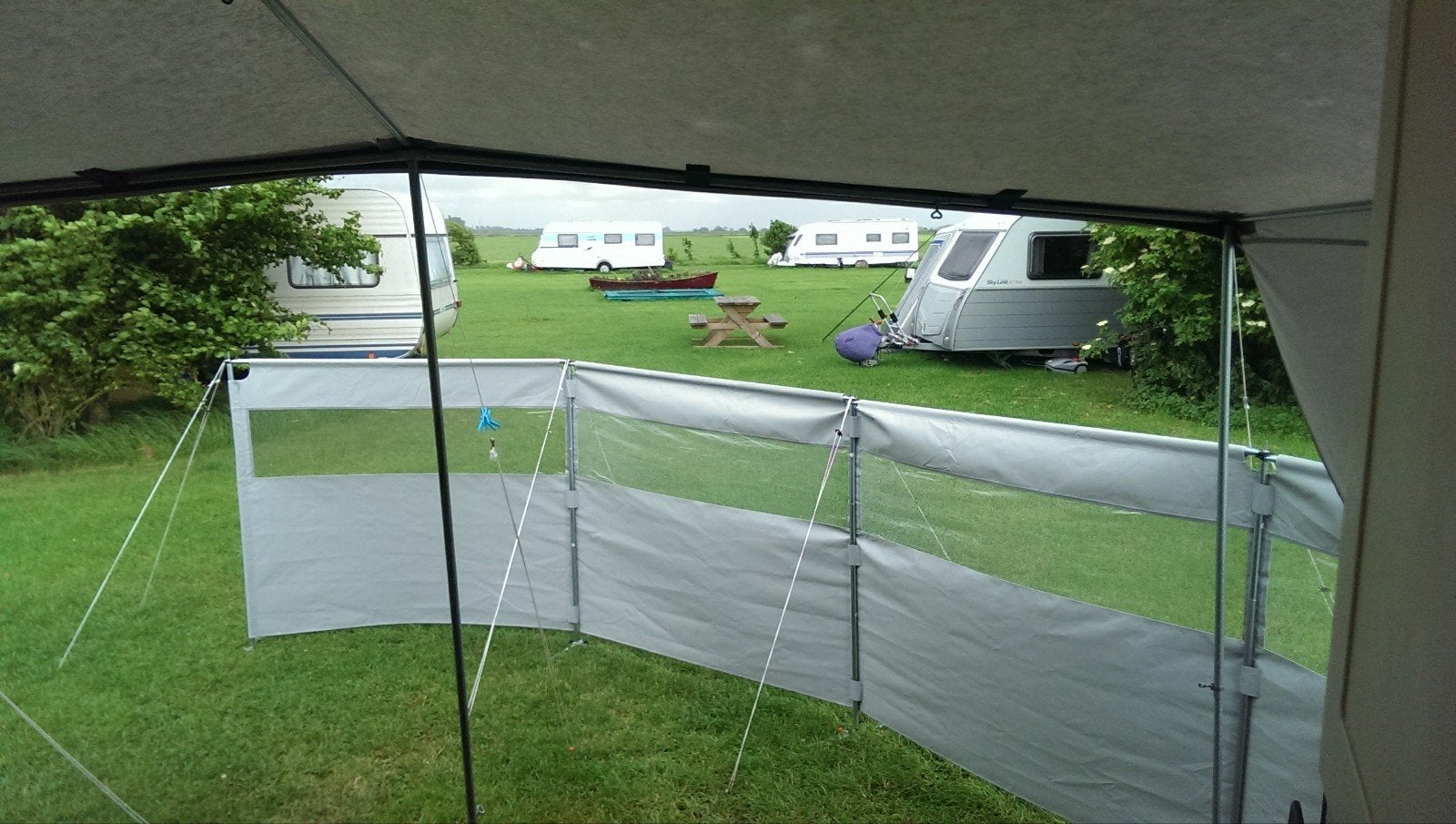 PVC windscherm met vensters - 6m x 1.35m, Caravans en Kamperen, Windschermen, Ophalen, Gebruikt