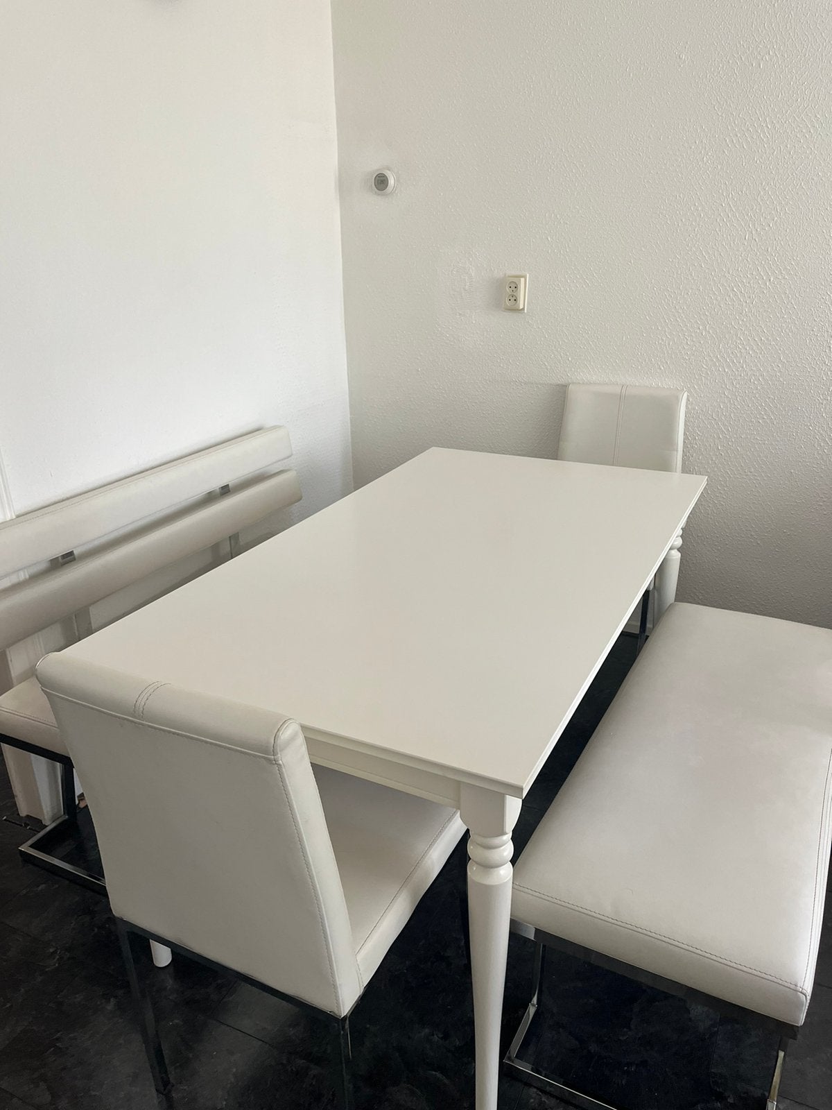 Eettafel uitschuifbaar, Huis en Inrichting, Tafels | Eettafels, Ophalen of Verzenden, Zo goed als nieuw, Rechthoekig, 50 tot 100 cm