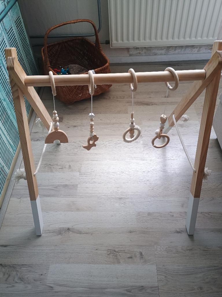 Houten babygym, Kinderen en Baby's, Speelgoed | Babyspeelgoed, Ophalen, Zo goed als nieuw, Babygym
