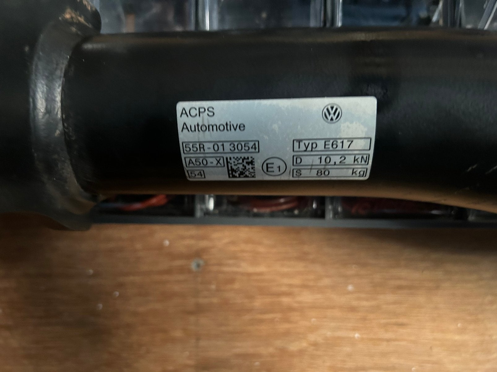 2GA601026AA en Trekhaak VW Troc, Ophalen, Nieuw