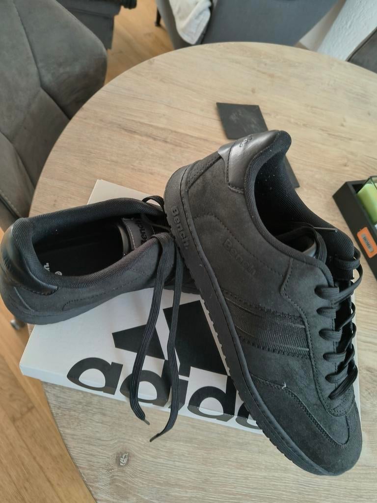 Schoenen heren maat 45, Zwart, Nieuw, Ophalen of Verzenden, Sneakers of Gympen