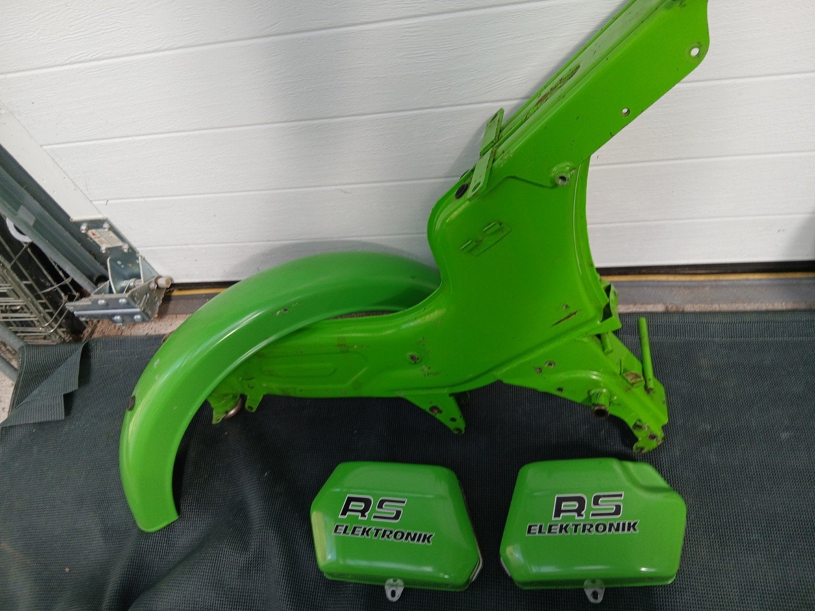 Origineel groen RSGS frame met motorkenteken, Ophalen of Verzenden, Zo goed als nieuw, Frame
