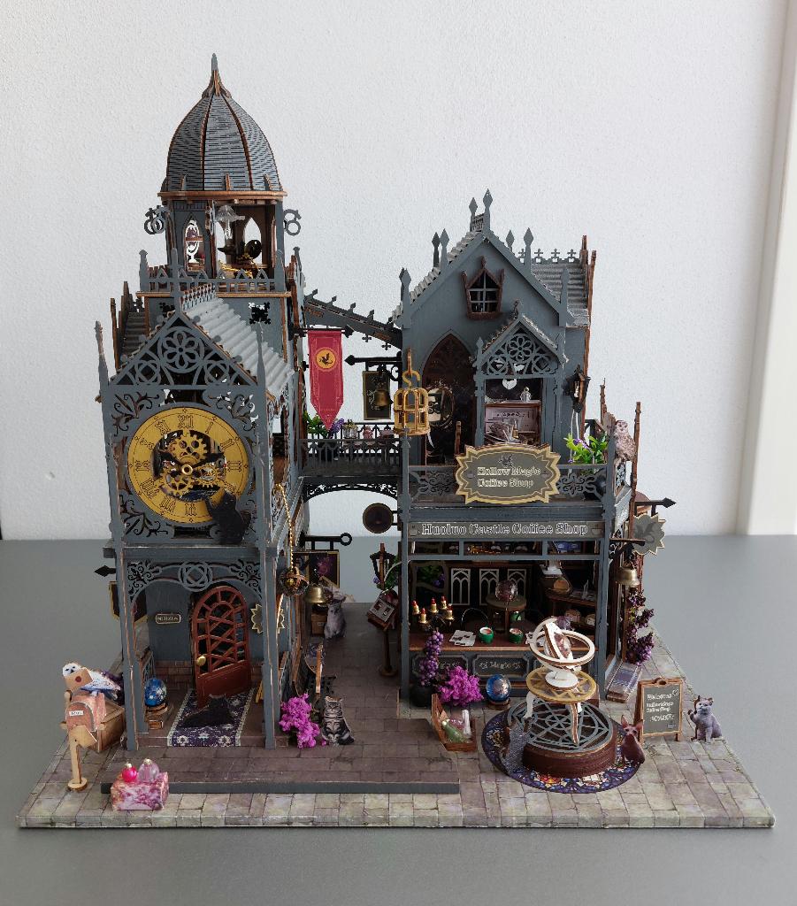 Huoluo kasteel DIY, Ophalen, Zo goed als nieuw, 1:35 tot 1:50, Diorama