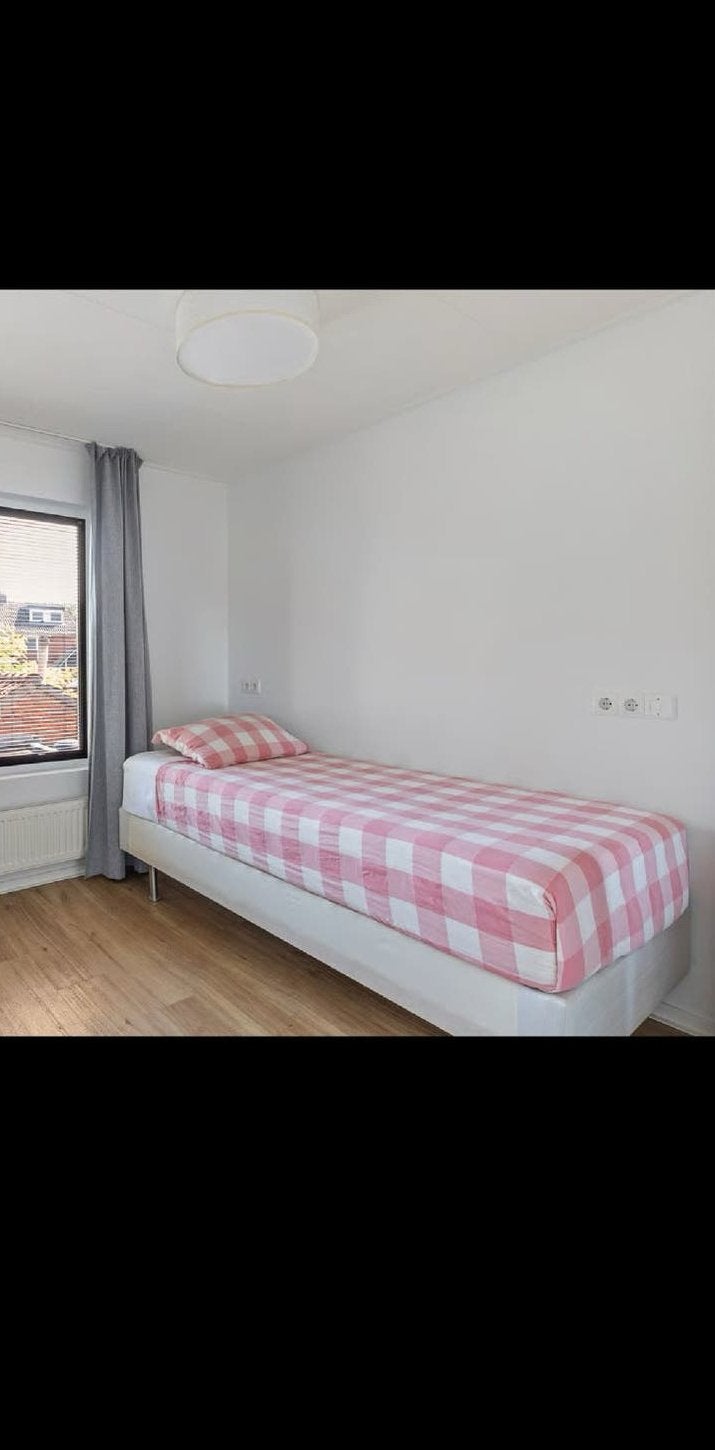 Matrasbodem IKEA 2x 1 persoons 2x 200x90, Huis en Inrichting, Ophalen, Zo goed als nieuw, Tweepersoons