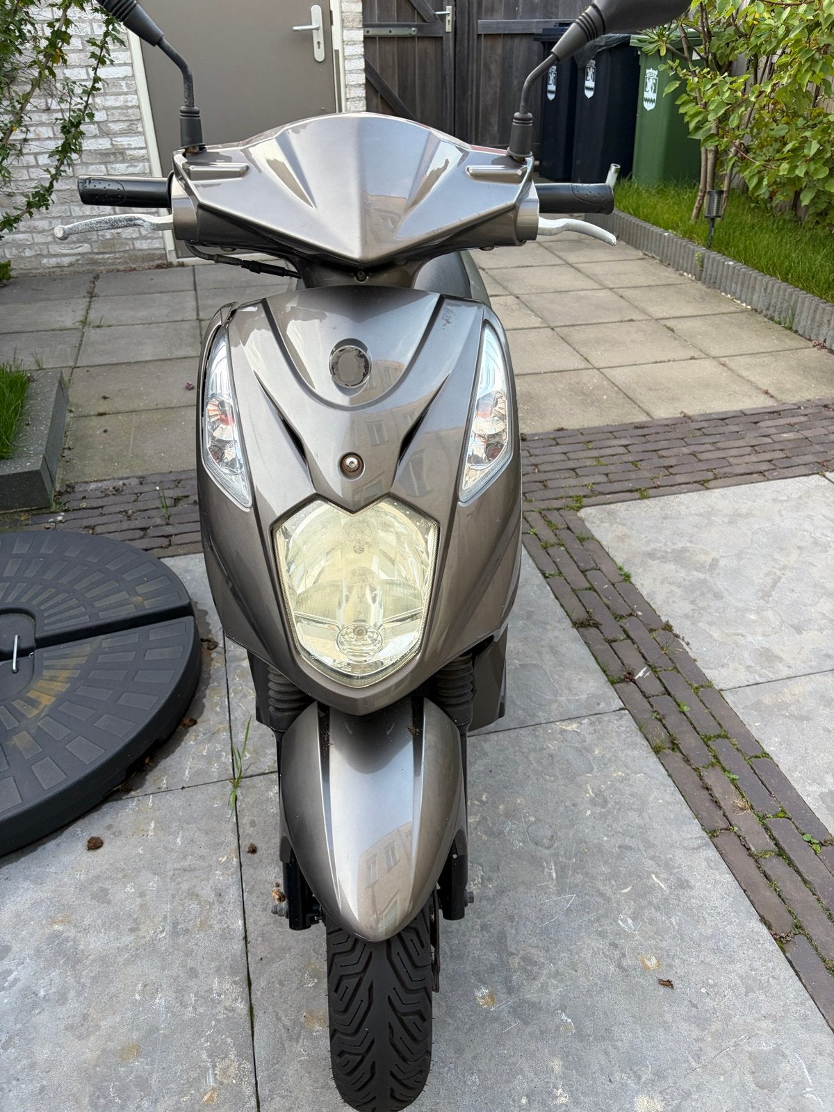 SYM Fiddle II Scooter - Grijs, Gebruikt, Fietsen en Brommers, Ophalen, Gebruikt, Benzine, SYM