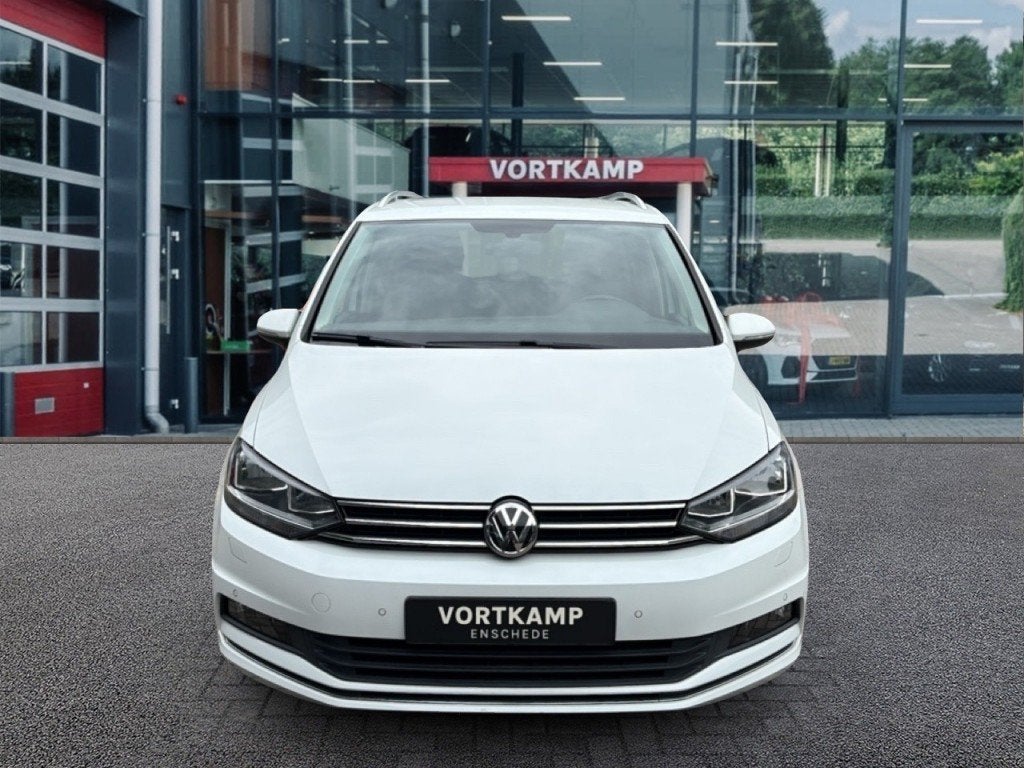 Volkswagen TOURAN 1.2 TSI HIGHLINE 7PERS. ELEK-KLEP/PDC/ACC/, 730 kg, Gebruikt, 4 cilinders, Met garantie (alle)