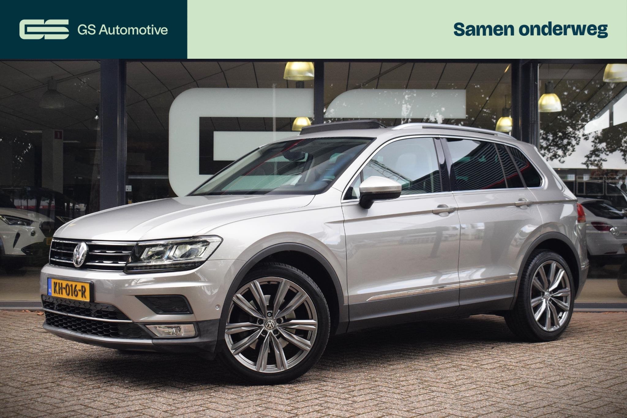 Volkswagen Tiguan 2.0 TSI 4Motion Highline |TREKHAAK|PANO|CA, Auto's, Volkswagen, Automaat, Gebruikt, Euro 6, 4 cilinders