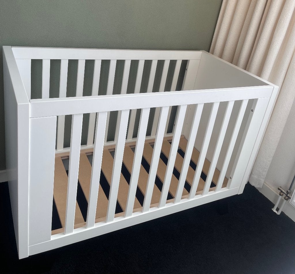 Baby ledikant en comode, Ophalen, Zo goed als nieuw, Jongetje of Meisje