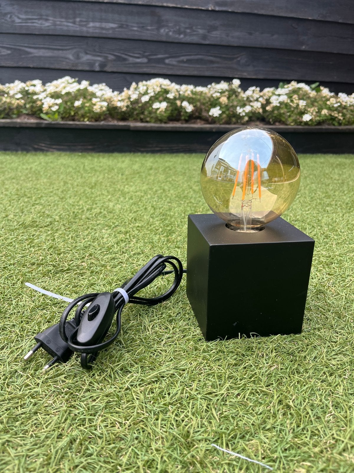 Moderne Zwarte Kubus Lamp met LED Lamp, Ophalen, 20 cm, Nachtlamp, E27 (groot)