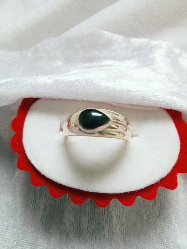 Mooie Zilveren Ring met Malachiet druppel maat 19 1/4 - 19,5, Ophalen of Verzenden, Zilver, Ring, Met edelsteen