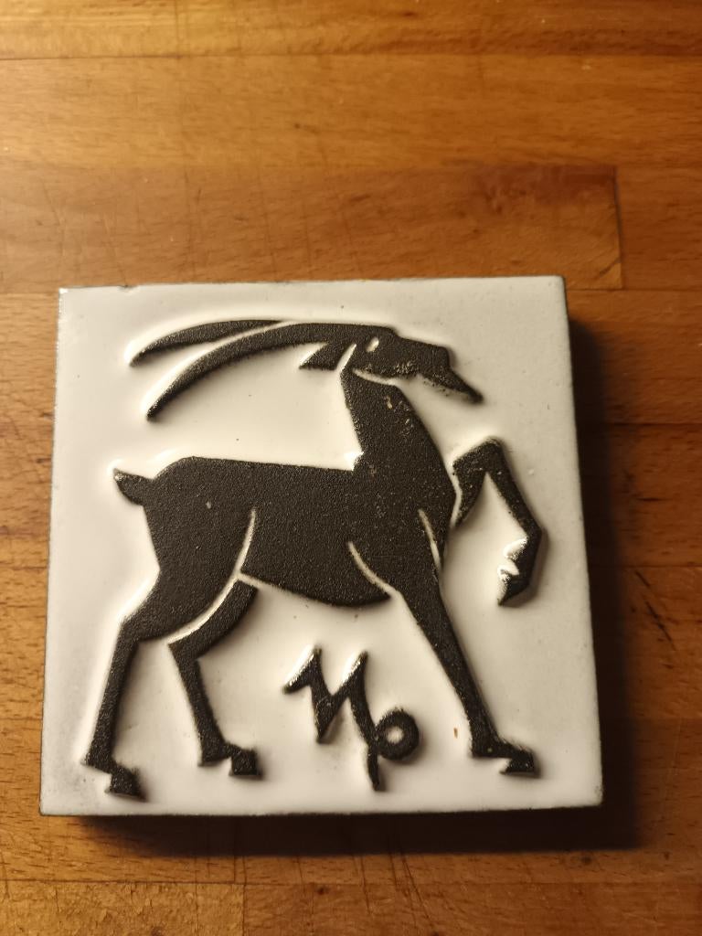 Steenbok, keramieken tegel, Antiek en Kunst, Ophalen of Verzenden