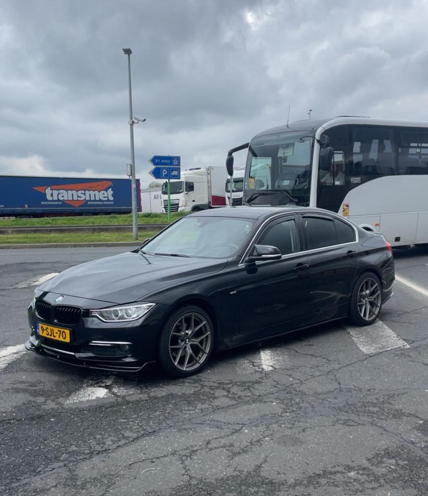 BMW 3-Serie Luxury F30 EfficiëntDynamics edition / Inruil, Auto's, Achterwielaandrijving, 4 cilinders, Zwart, Origineel Nederlands