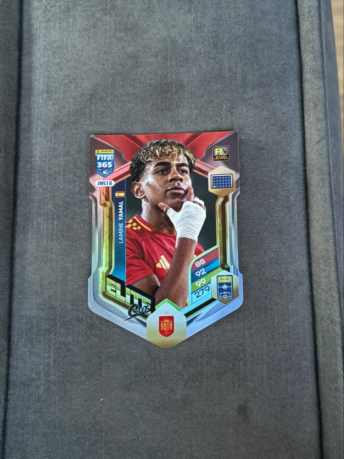 Panini FIFA 365 Adrenalyn XL Lamine Yamal Elite kaart, Ophalen of Verzenden, Zo goed als nieuw, Losse kaart