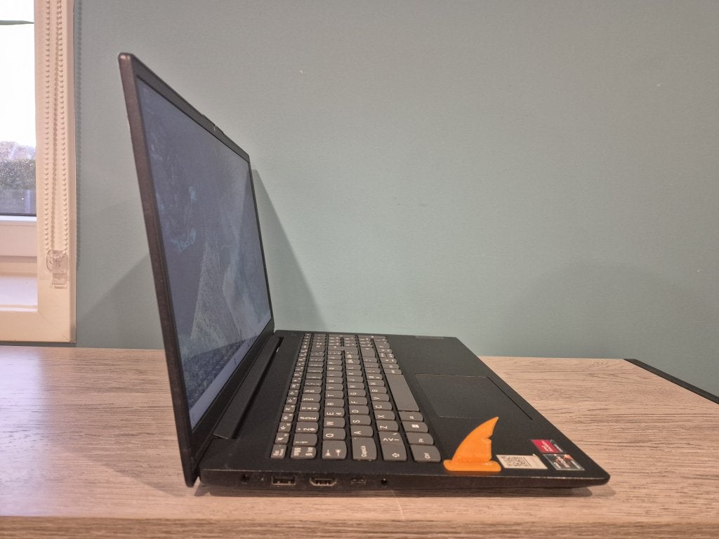 Lenovo V15 G2 | R3 5300U, 8GB DDR4, 256GB NVME, VEGA6 | 15,6, Computers en Software, Niet ingevuld, Gebruikt, Met videokaart, 8 GB