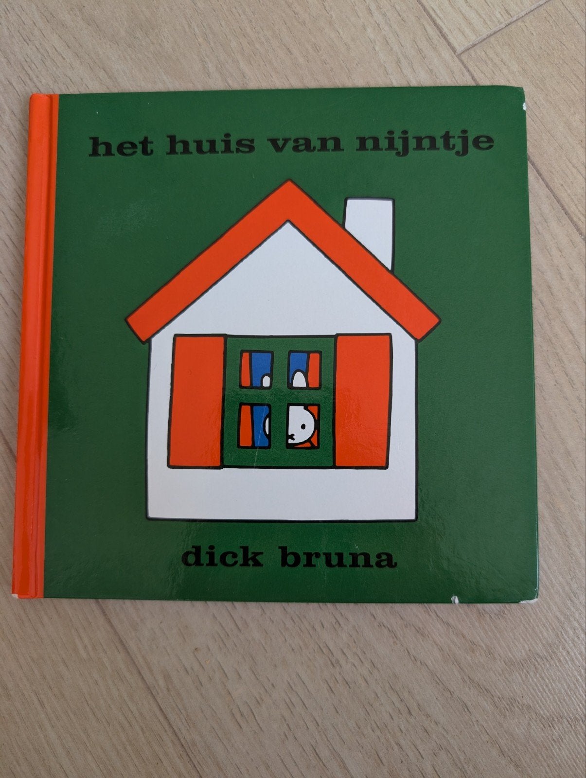 Het huis van Nijntje - Dick Bruna (Hardcover), Ophalen of Verzenden, Gelezen, Dick Bruna, 2 tot 3 jaar