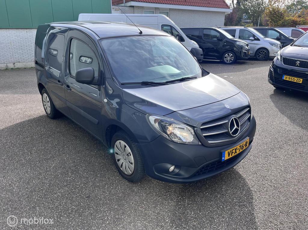 Mercedes Citan 109 CDI BlueEFFICIENCY Trekhaak, Gebruikt, Euro 6, 4 cilinders, Bedrijf