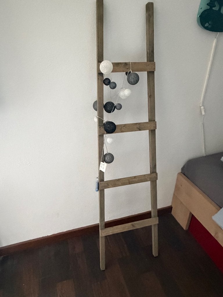 Houten trap, Ophalen, Zo goed als nieuw, Trap, Minder dan 2 meter