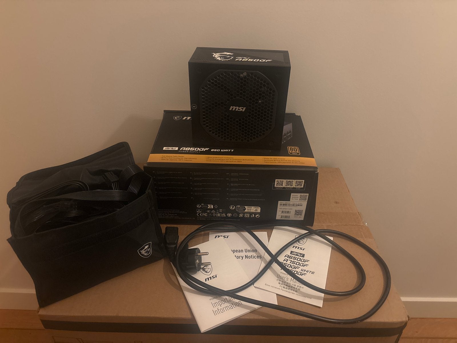 MSI MPG A850GF 850W 80 PLUS Gold Voeding, Ophalen of Verzenden, Zo goed als nieuw