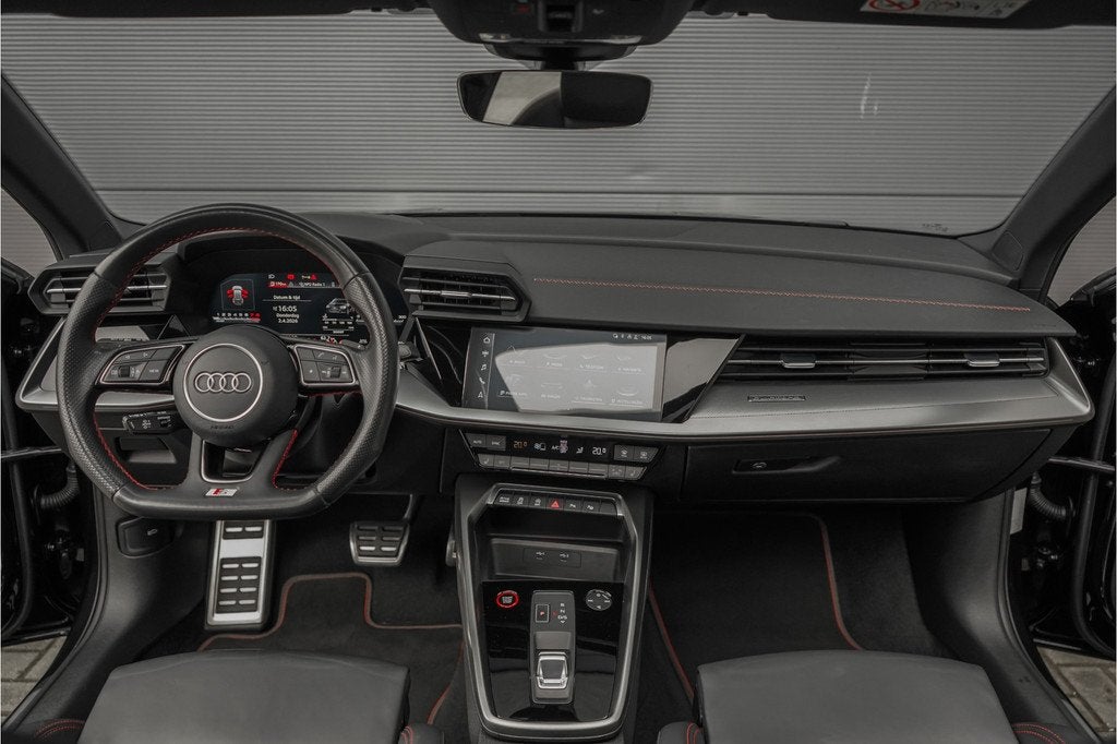 Audi A3 Sportback 2.0 TFSI S3 Quattro Edition One Pano B&O M, Auto's, Audi, Automaat, Gebruikt, 4 cilinders, 1984 cc