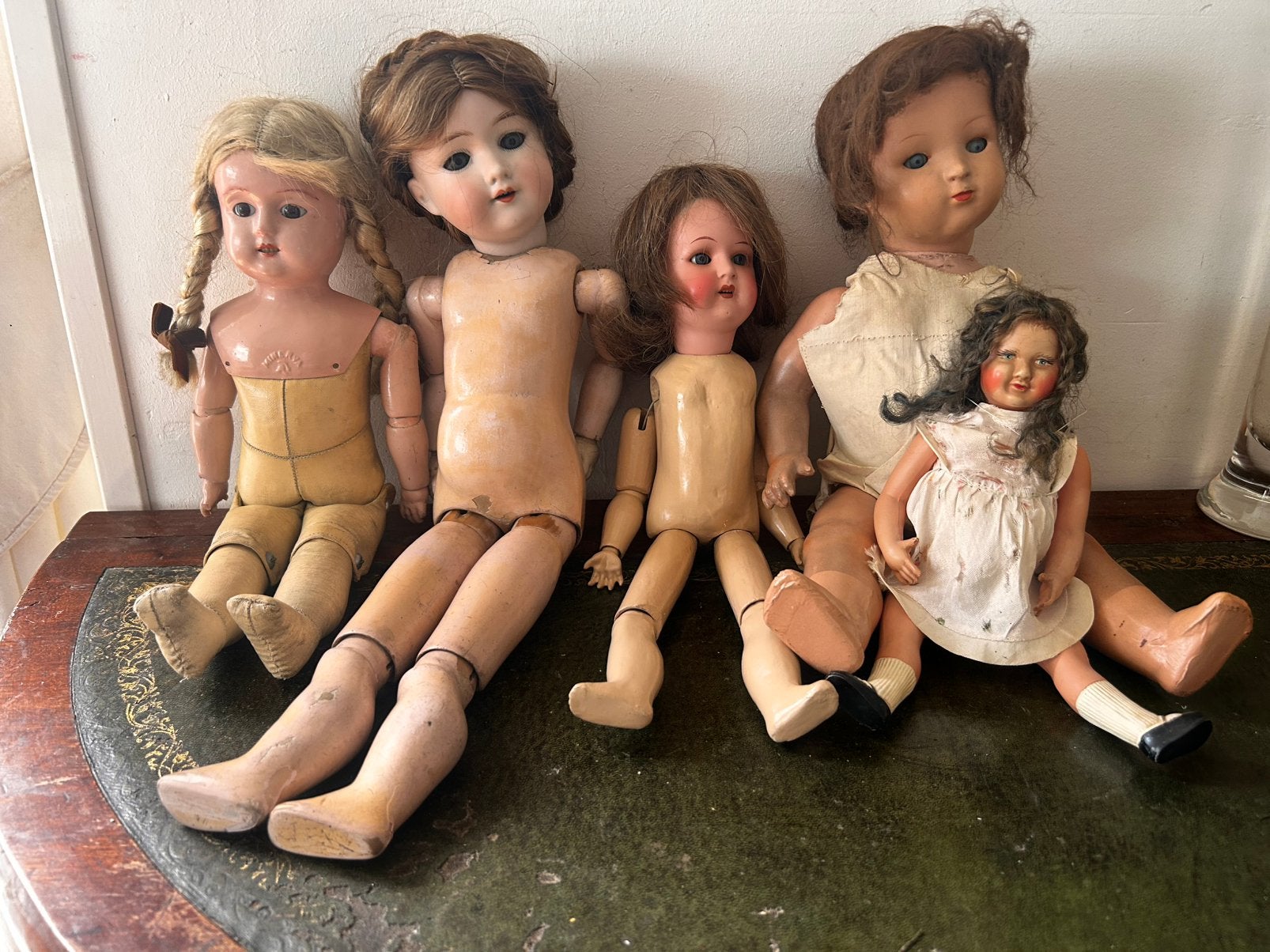 Vijf antieke poppen, Antiek en Kunst, Antiek | Speelgoed, Ophalen of Verzenden