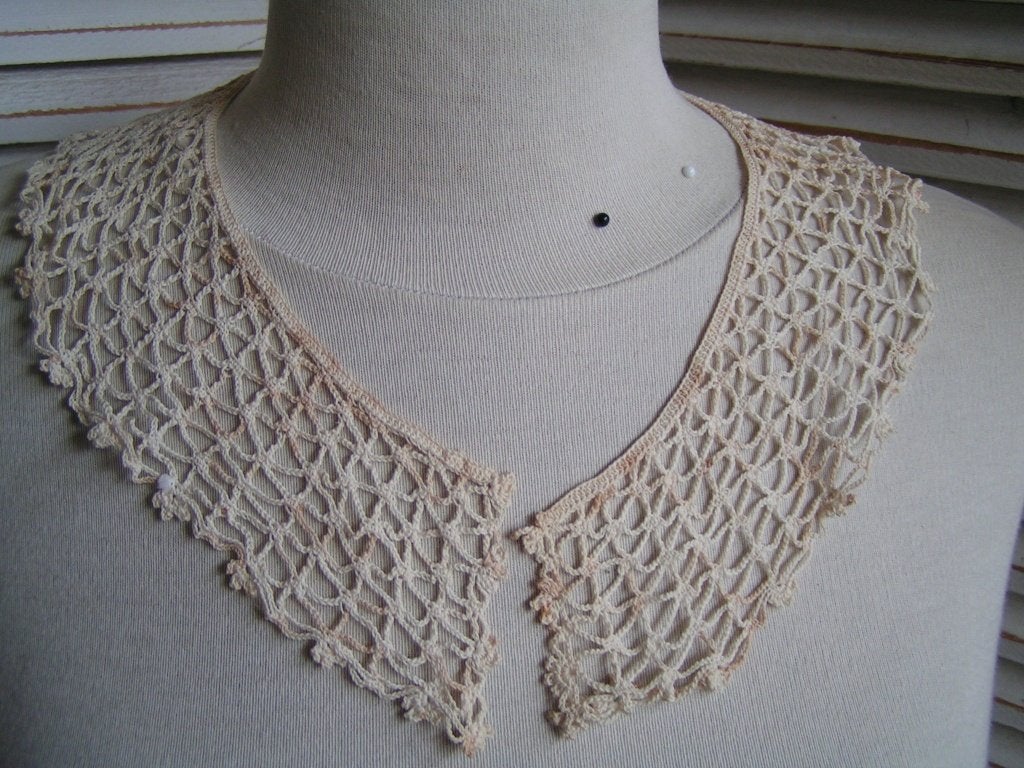 antiek kraagje nr DD 1013, Antiek en Kunst, Verzenden, Dames