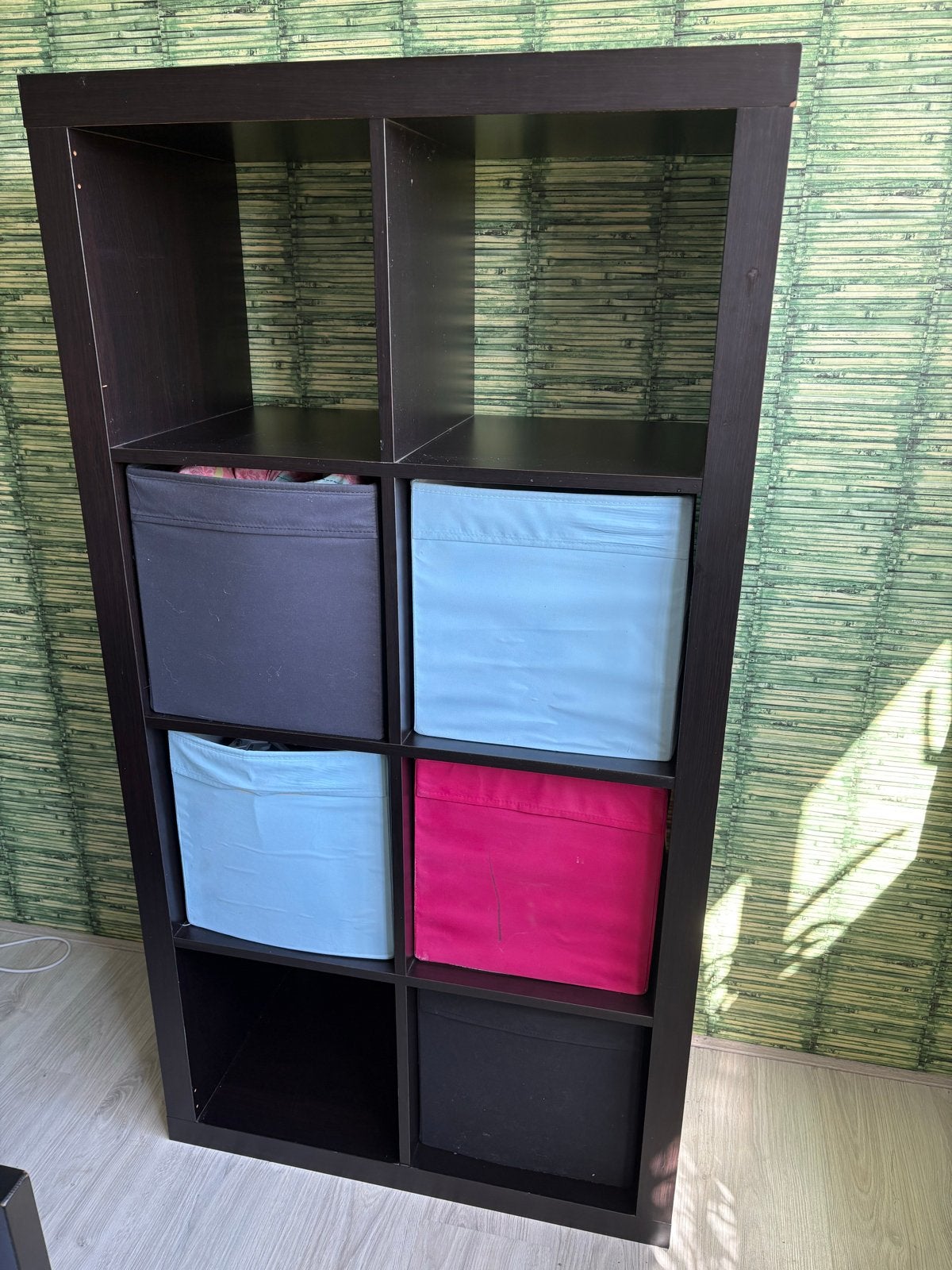 IKEA Kallax Kast Zwartbruin met Gebruikerssporen, Ophalen, Gebruikt