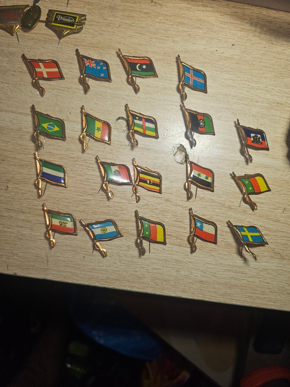 Verzameling vlaggen speldjes - diverse landen, Verzamelen, Ophalen of Verzenden, Gebruikt, Stad of Land, Speldje of Pin