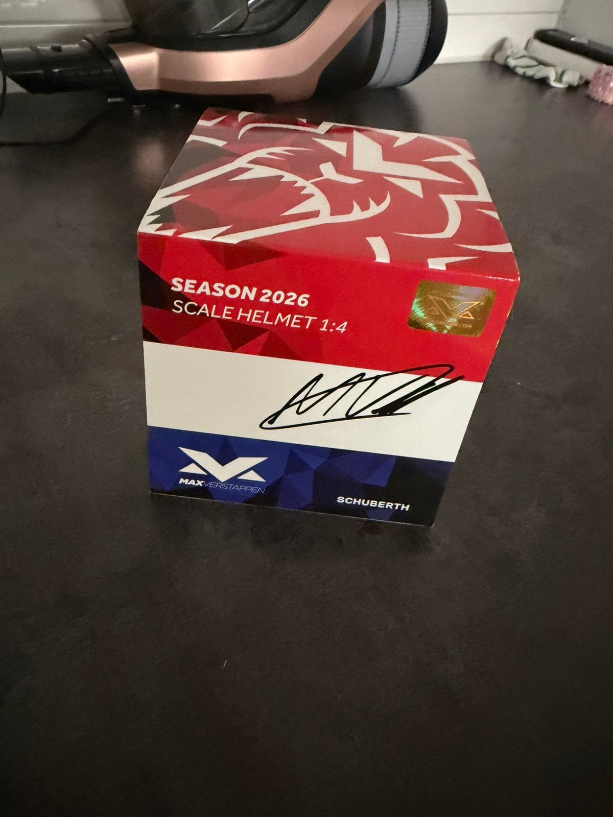 Max verstappen helm 1:4, Ophalen of Verzenden, Nieuw, 1:32 tot 1:50