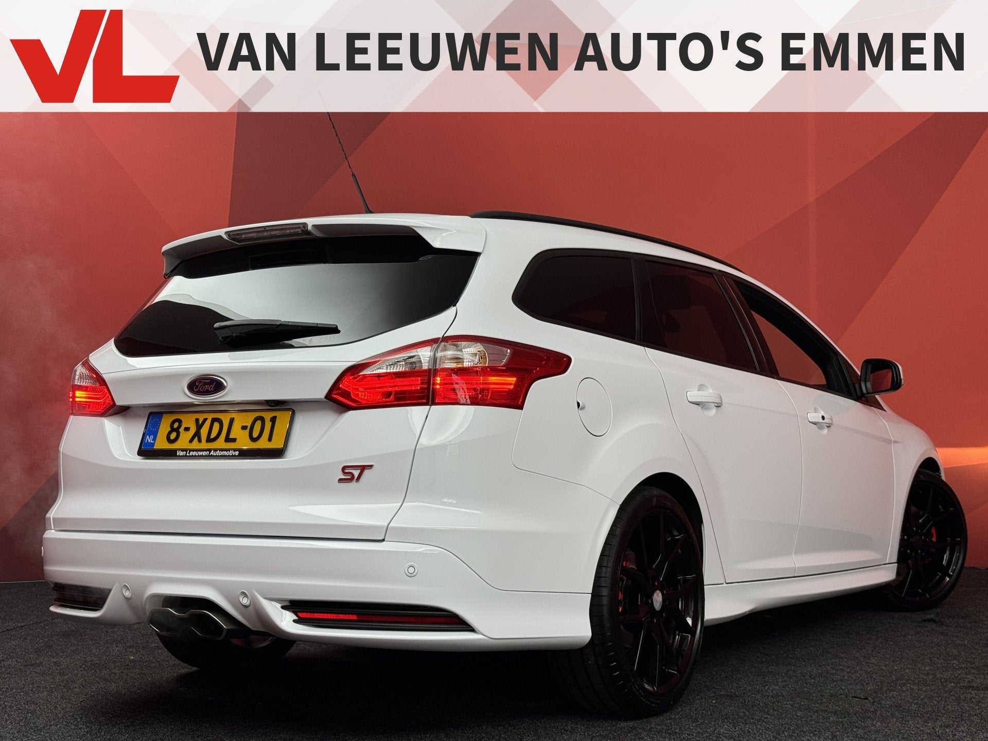 Ford FOCUS Wagon 2.0 EcoBoost ST-3 | Leer | Camera | Stoelve, Auto's, Euro 5, Gebruikt, 4 cilinders, Wit
