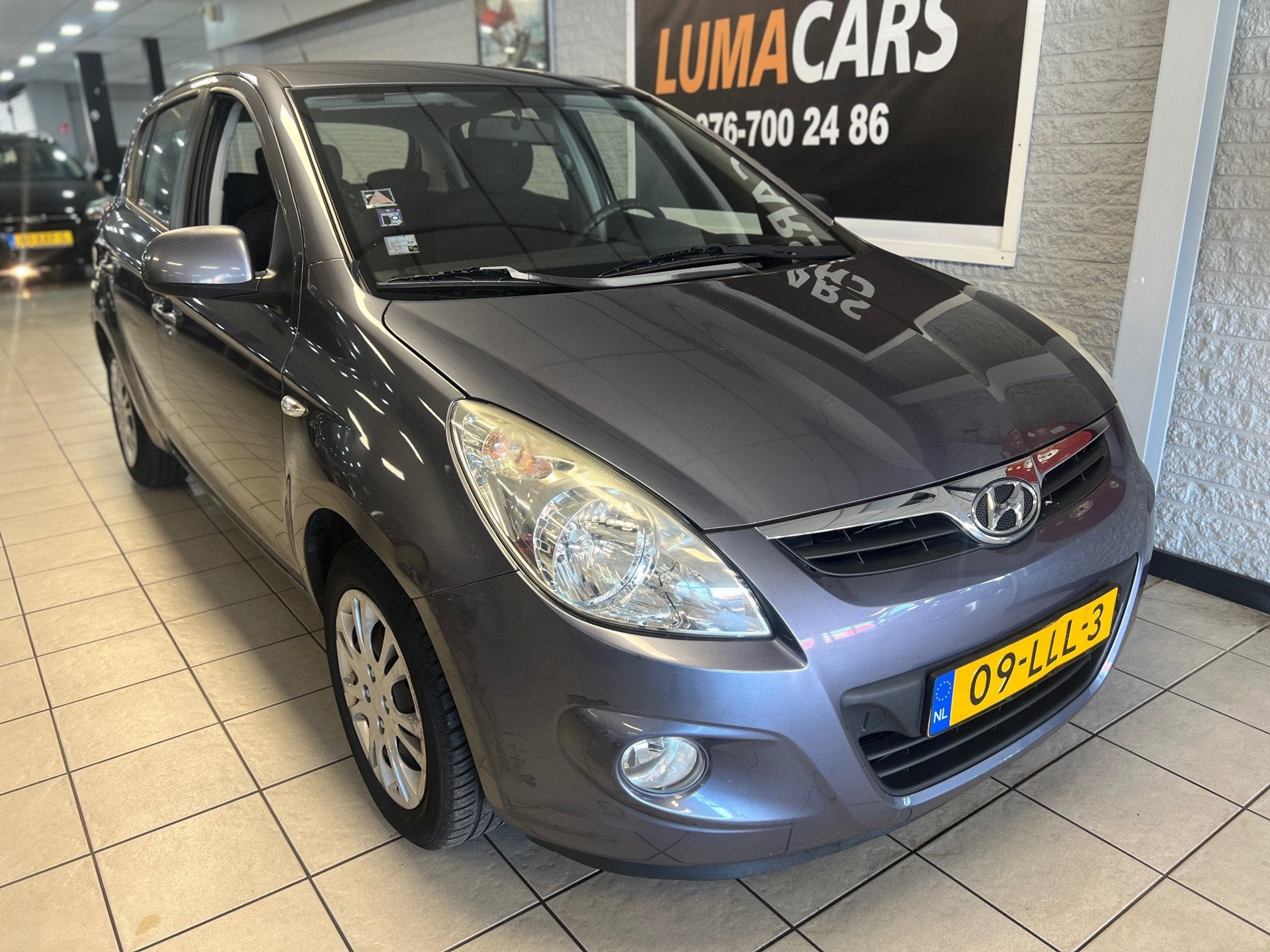 Hyundai I20 1.2i DynamicVersion | NW APK | Cruise | Trekhaak, 450 kg, Gebruikt, 31 €/maand, 4 cilinders