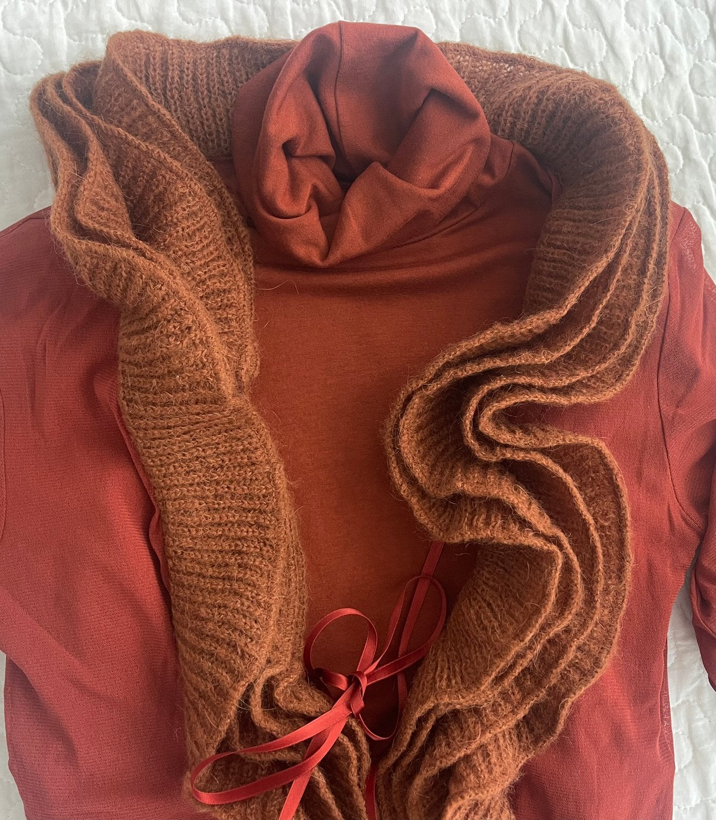 Twinset met coltrui en vest., Ophalen of Verzenden, Zo goed als nieuw